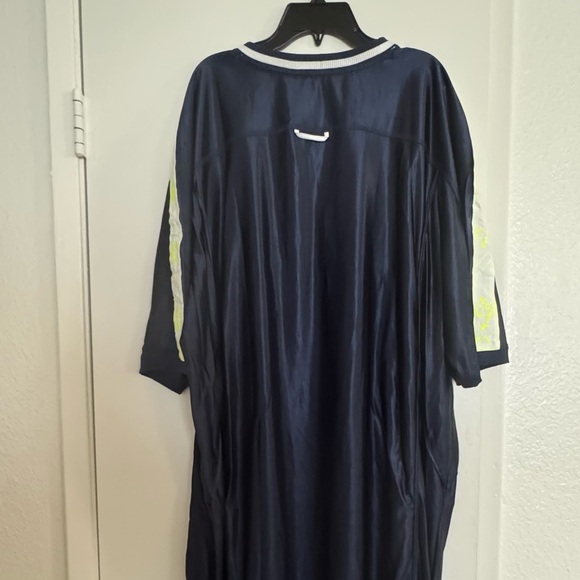 FP Movement Happy Camper Jersey Tee Dress Women's M Athleisure Sporty Streetwear - Picture 12 of 13